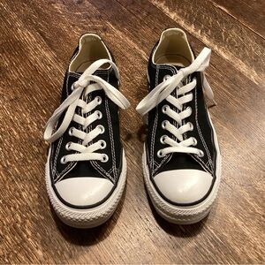 Black, Converse size Men’s 4.5 and Women’s 6.5, like new